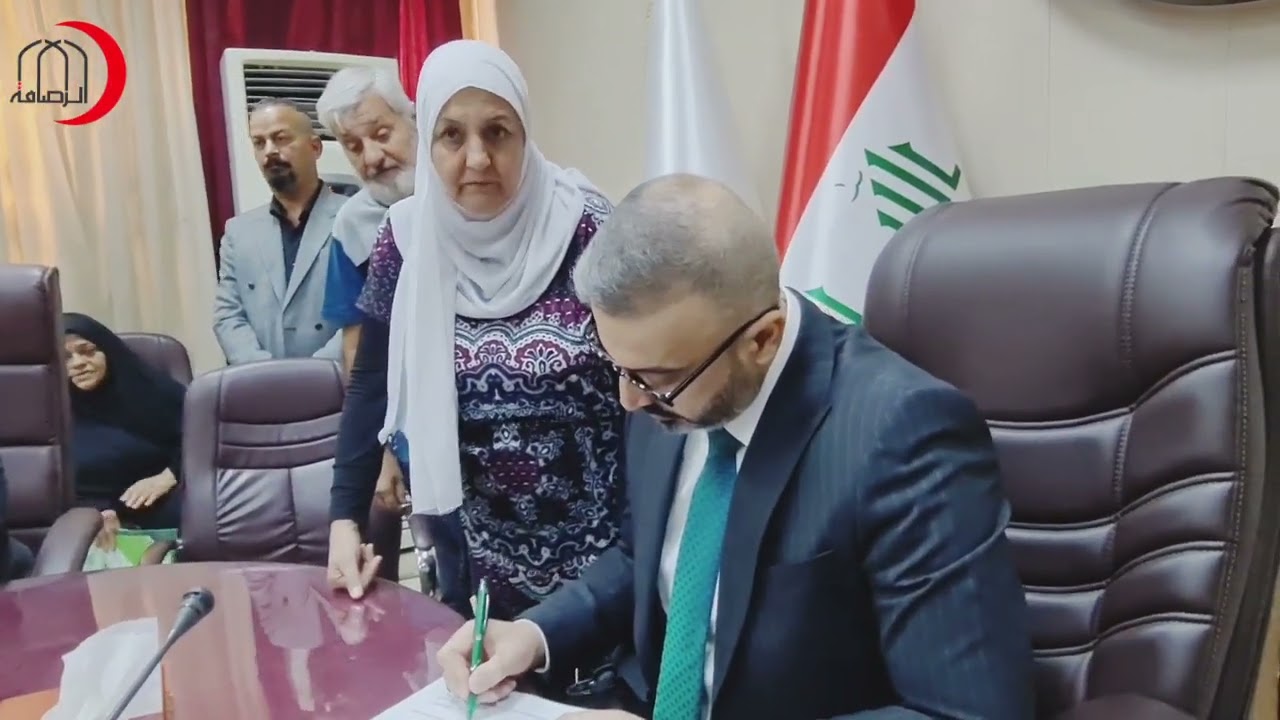 مدير عام صحة الرصافة يلتقي بنحو ١٥٠ شخصا من الموظفين والحالات الانسانيه للنظر بطلباتهم