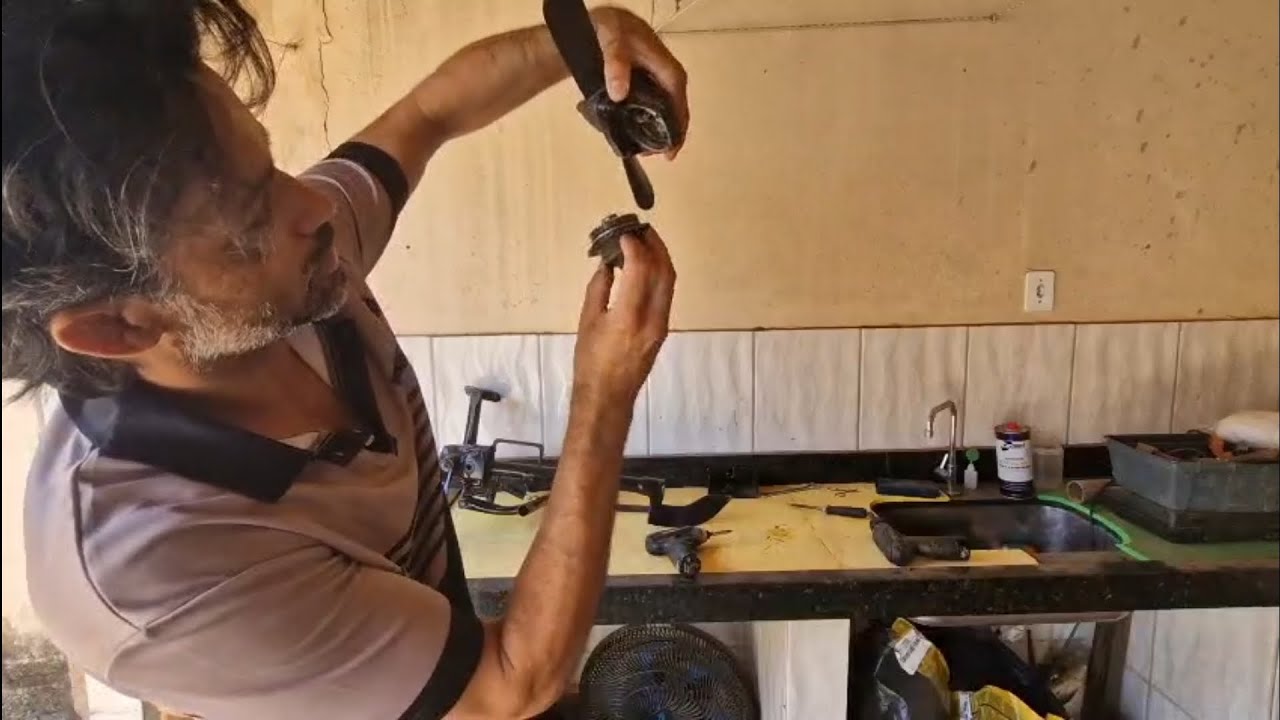 Pedal caseiro reciclagem manutenção 😉💡🌍