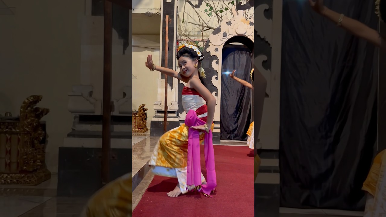 Keren !!! Mesya sampe malu tari sekaribing Salah satu tarian paling Favorit Di Bali | shorts