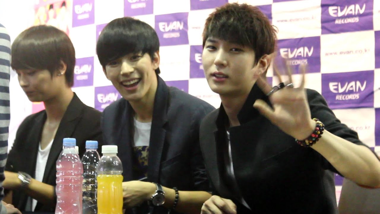[Fancam] 120825 VIXX COEX 팬사인회 _홍빈&LEO