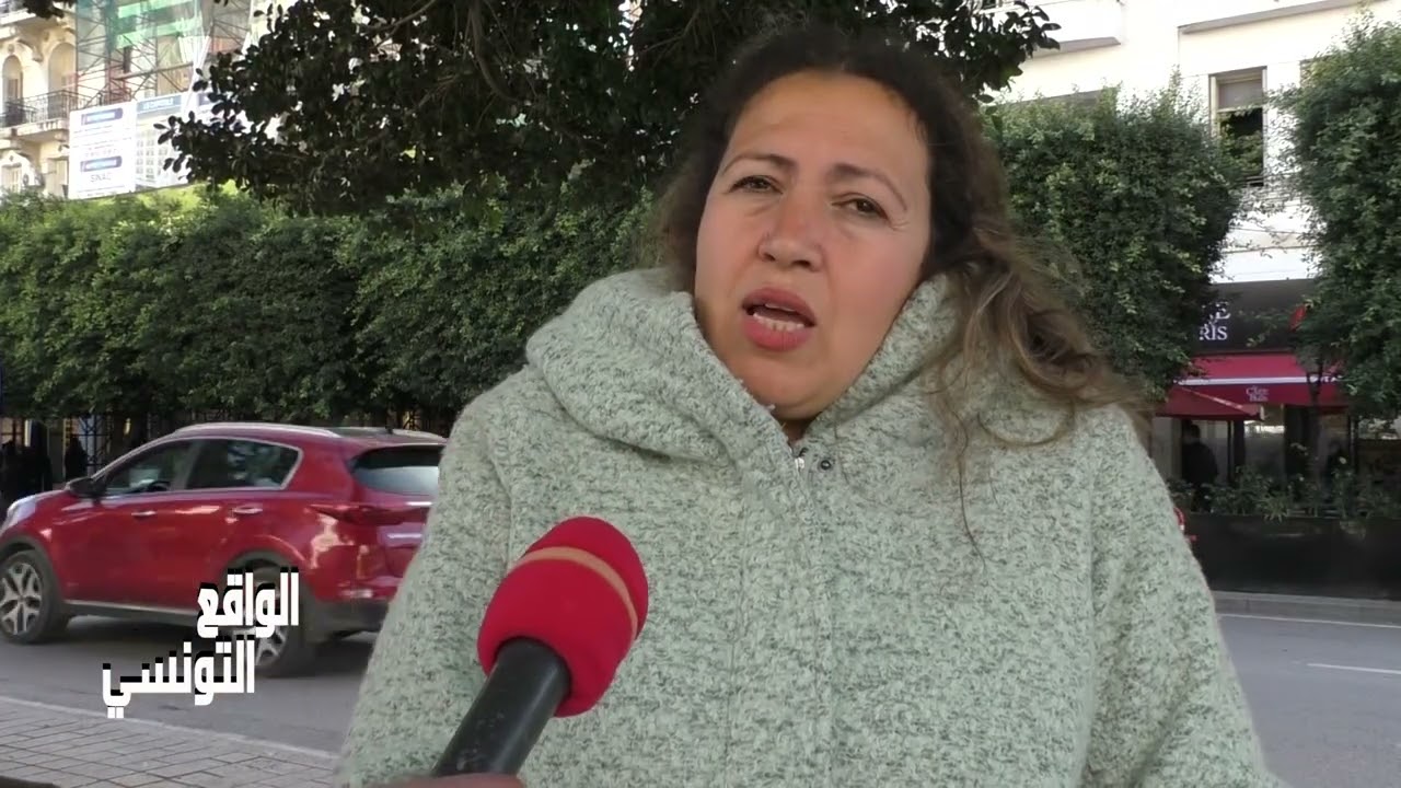 الاوساخ في تونس... ولت الحنازير تدور وسط الشارع  شي ياسف