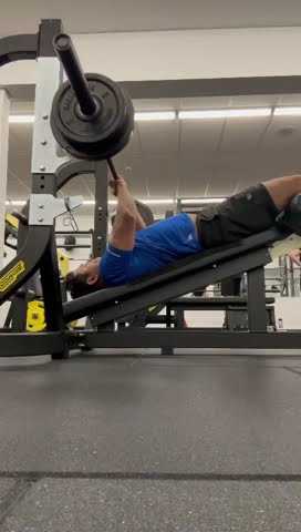 Close Grip Barbell Decline Press - YouTube