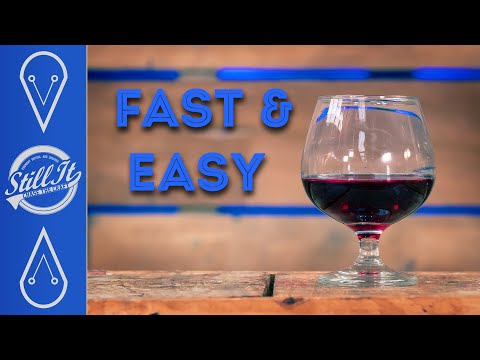 blueberry-liqueur-is-easy-&-fast-to-make