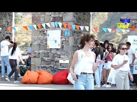 გამოფენები, კონცერტი, ფერების ფესტივალი - ახალციხეში ახალგაზრდობის დღე აღნიშნეს