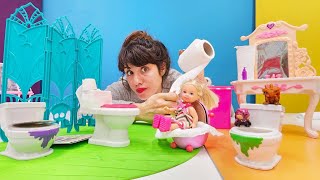 Barbie Videoları. Ümit Ve Chelsea Ile Tuvalet Eğitimi - En Sevimli Bölümler. Barbie Oyunları