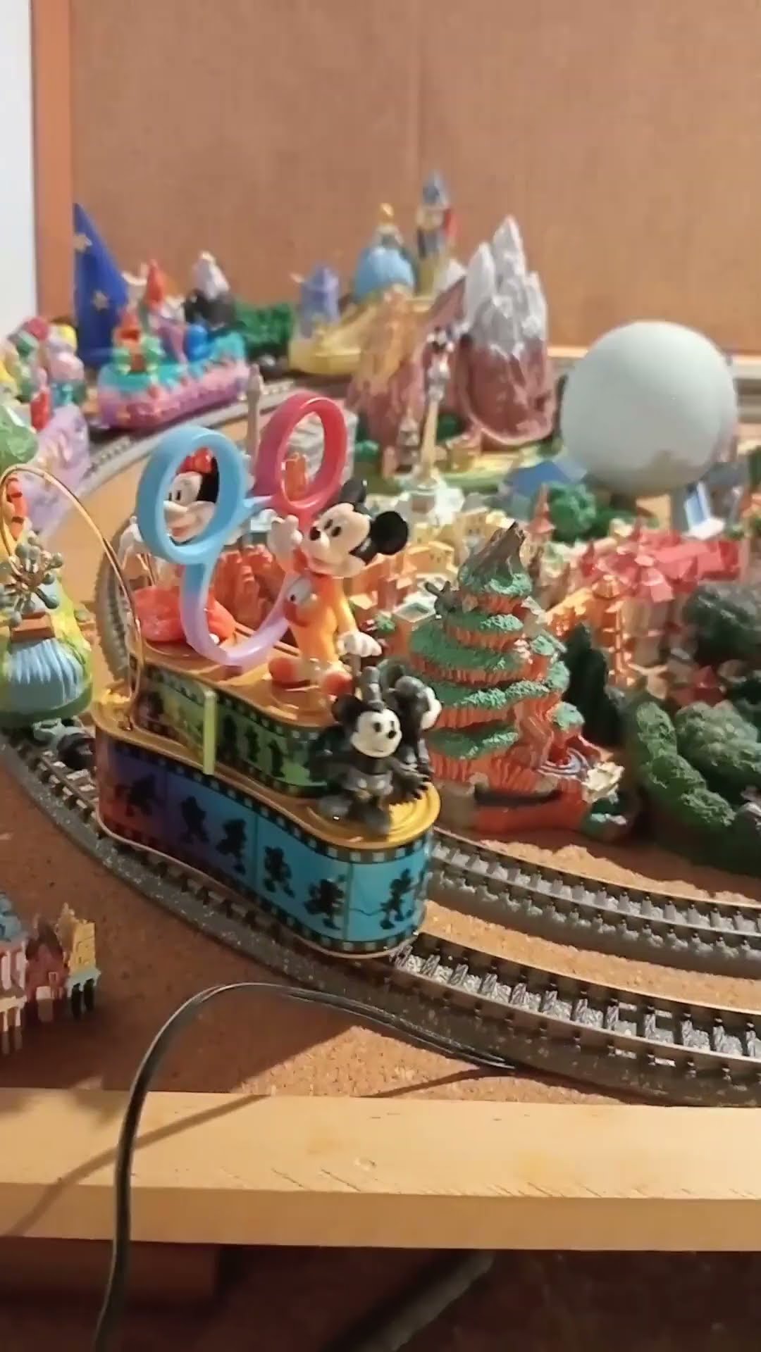S023 Nゲージ&Zゲージ +Disney Parade ディズニーパレード + S023 Nゲージ&Zゲージ +Disney Parade ディズニーパレード +