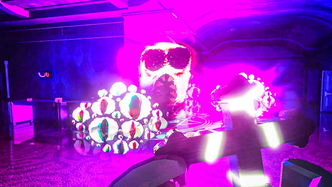 NEW CRUCIFIX IN DOORS HOTEL! EYES CRUCIFIX! YouTube