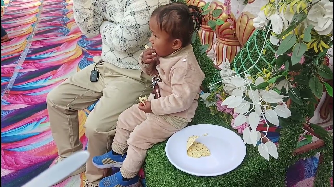 आज गए हम पार्टी में। 