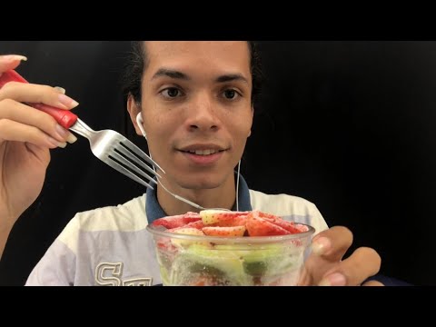 ASMR COMENDO FRUTAS SUPER CONGELADAS 🥶