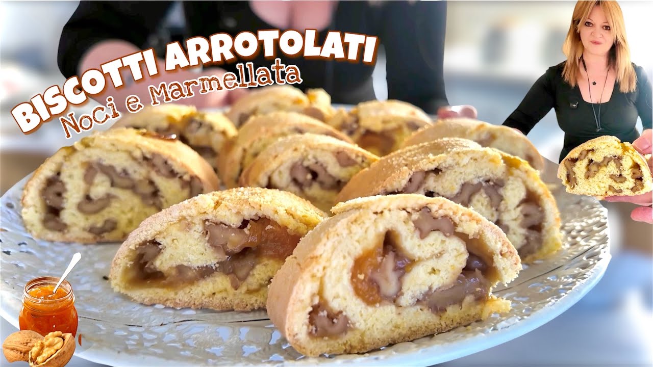 Печенье с грецкими орехами и джемом, немного сахара, немного оливкового масла. Легкое.