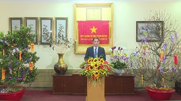 CHỦ TỊCH UBND HUYỆN THƯỜNG TÍN CHÚC TẾT ĐÊM GIAO THỪA