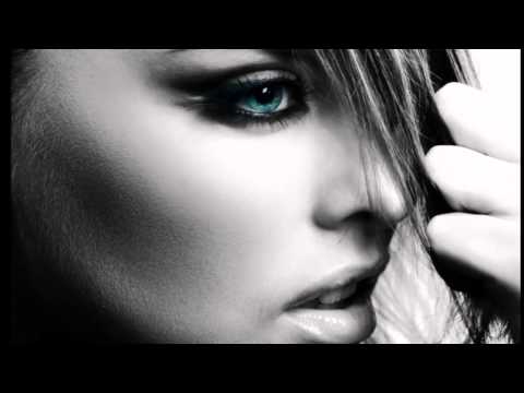 PALE BLUE EYES - Schiller & Andrea Corr (with lyrics)