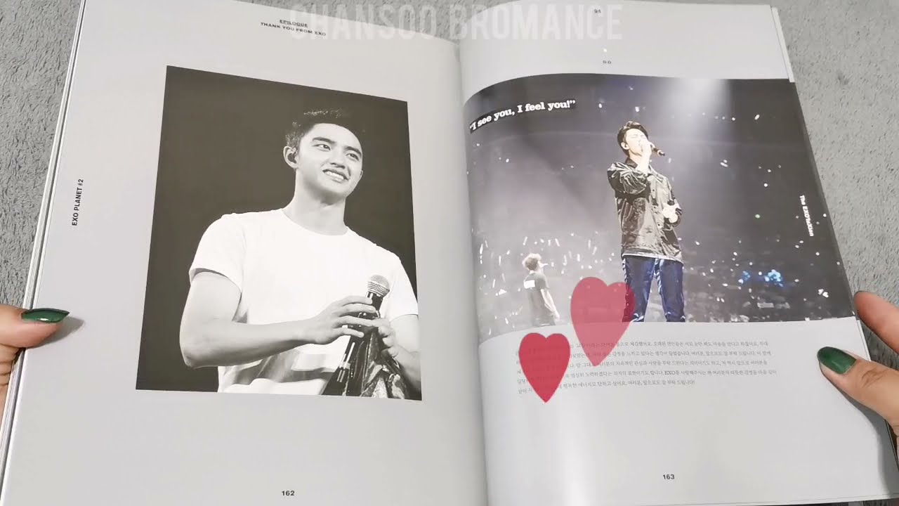 UNBOXING 엑소 EXO'S EXO'LUXION PHOTOBOOK 😍 - YouTube