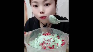 2366916362 - ice w\/ pomegranate seeds ￼