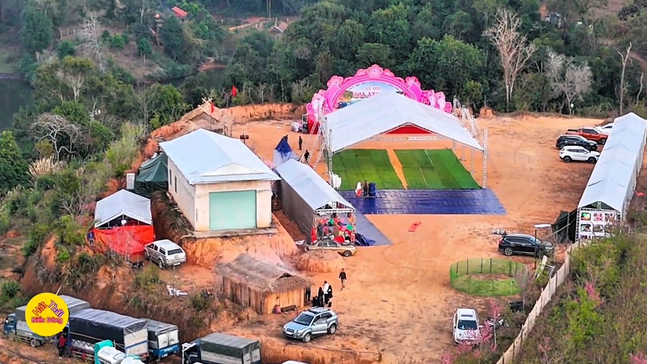 LỄ HỘI HOA ANH ĐÀO MƯỜNG PHĂNG 