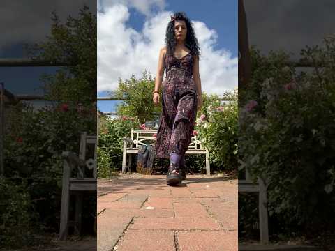 Outfit of the day in foxglove print dress & solovair sandals