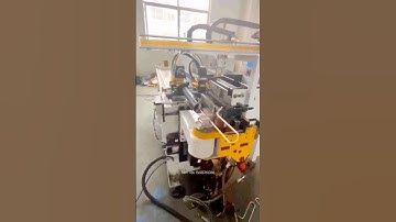 Automatic loading and unloading tube bending machine