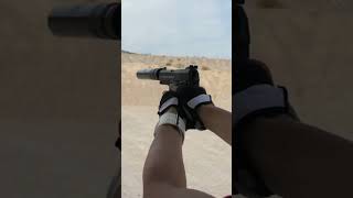 実銃サイレンサー .45口径自動拳銃｜Silencer .45ACP Pistol #Shorts