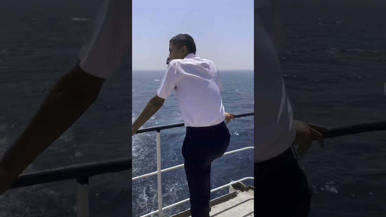 Thunder with Deep Ocen view