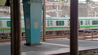 JR東日本E233系3000番台横コツE-74編成+E231系1000番台後期宮ヤマU591編成併結編成833M高崎線普通籠原行き日暮里駅通過