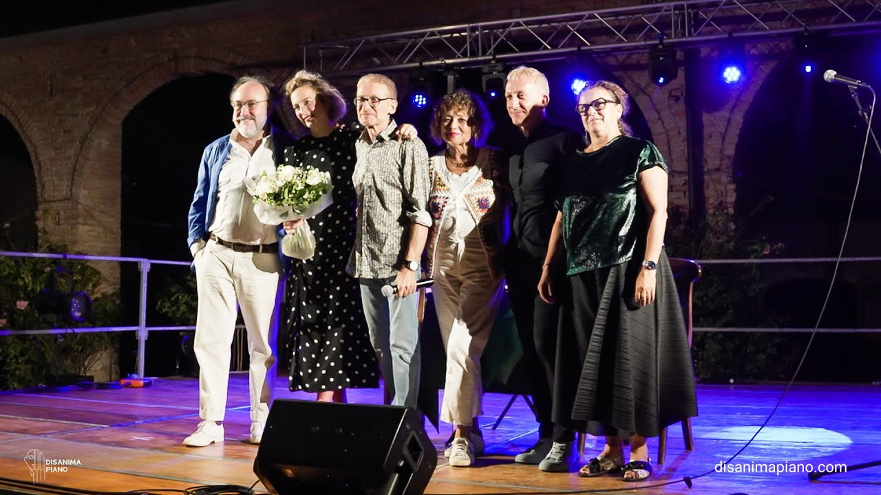 DisanimaPiano.com - Marta e Gianluca: Strapazzami di coccole