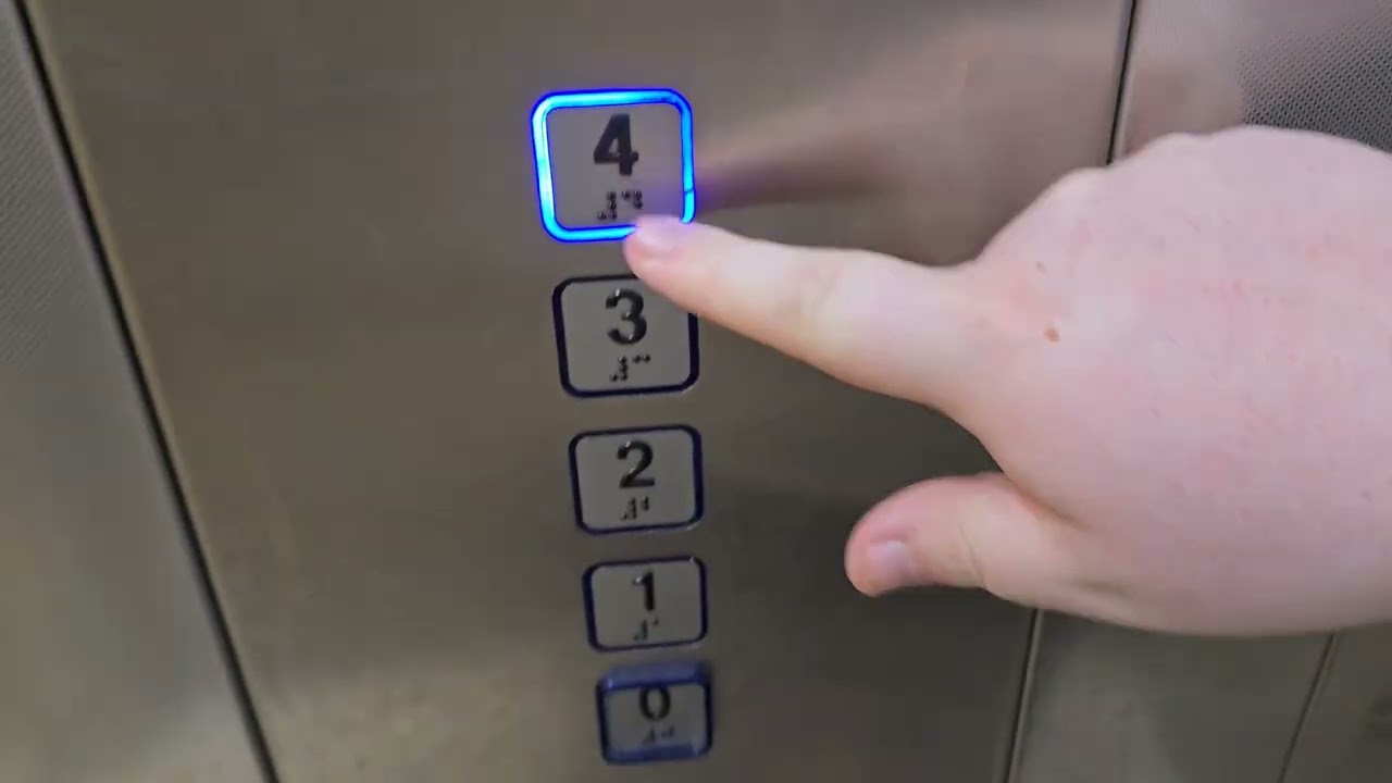 MP lifts @ Osbourne Street MSCP in Hull