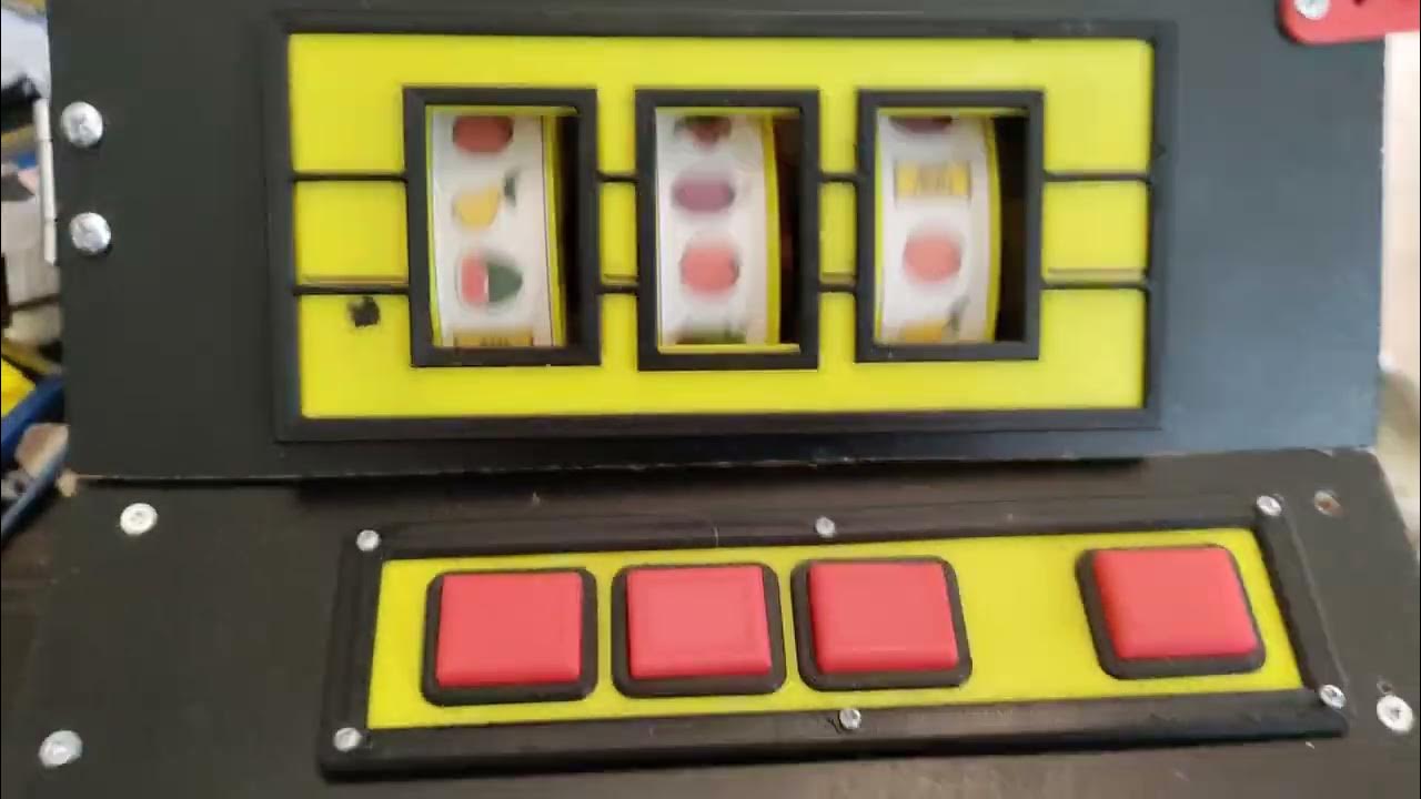 Arduino slot machine - YouTube