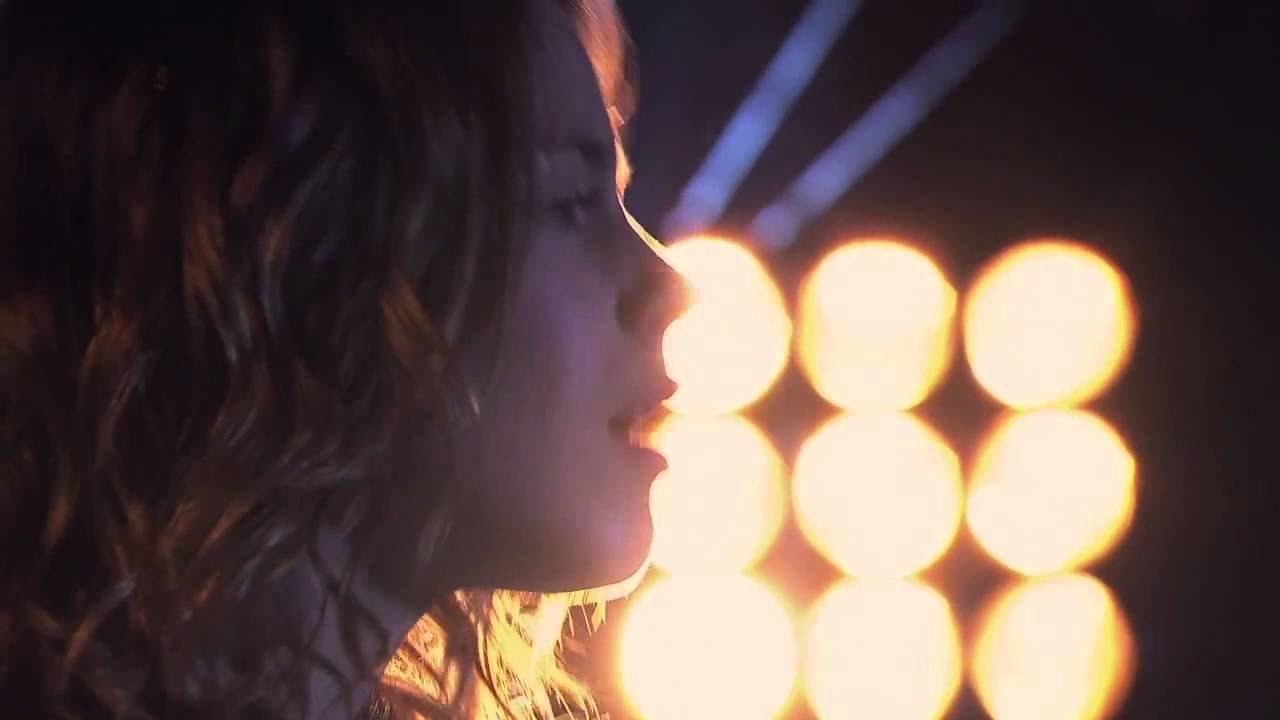 Violetta 2 - Vilu canta Cómo Quieres