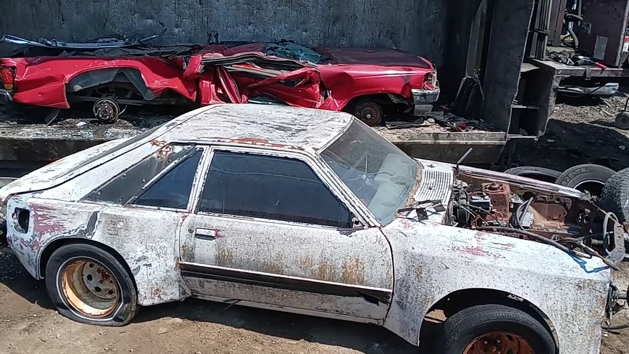 Is this a Rally Sport Fox Body Mustang 🤔 - YouTube