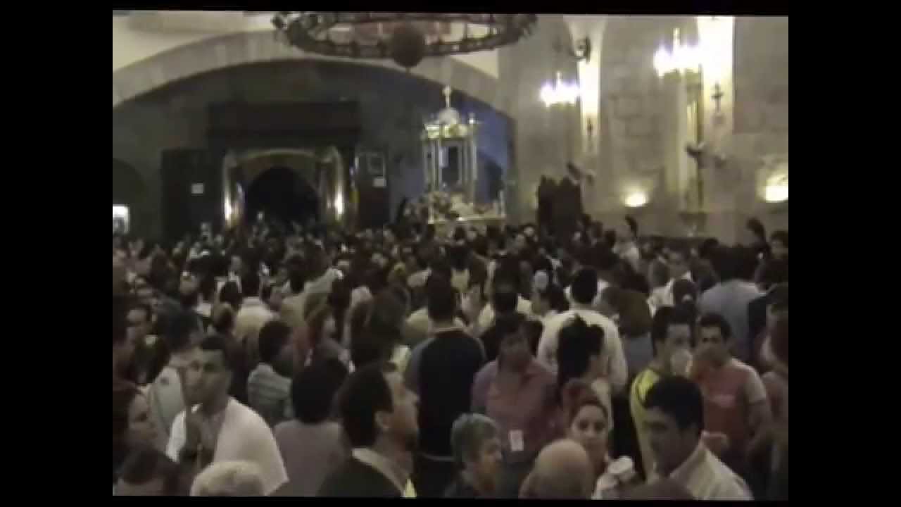 Presentación de la Real Cofradía Matriz de Andújar ante la Virgen de la Cabeza en la Romería 2008