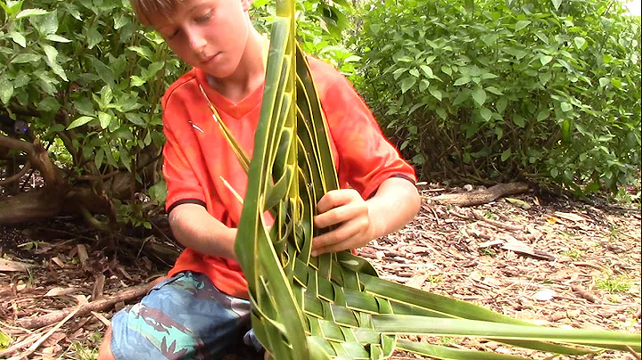 Basket Weaving at Kauai Farmacy