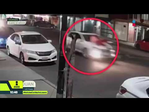 Se aferró al cofre de un automóvil luego de que el conductor lo atropellara en Coyoacán | Nacho L