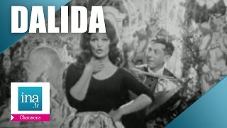 Dalida "24 000 baisers" | Archive INA chords