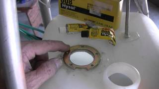 MICHAEL HEIT GLUEING THE PROBE MOUNTING FLANGE TO THE TANK PART 3