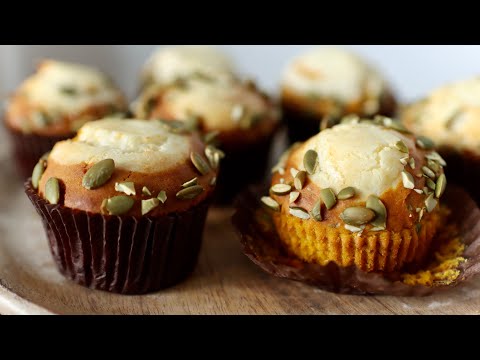 Starbucks Pumpkin Cream Cheese Muffins  !     