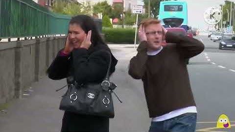 It’s Super Duper Funny When Roy Sings Loudly