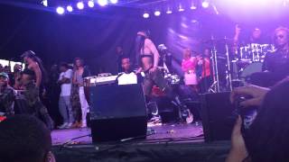 Teyana Taylor Performs 'Maybe' Live with YoGotti \& PushaT