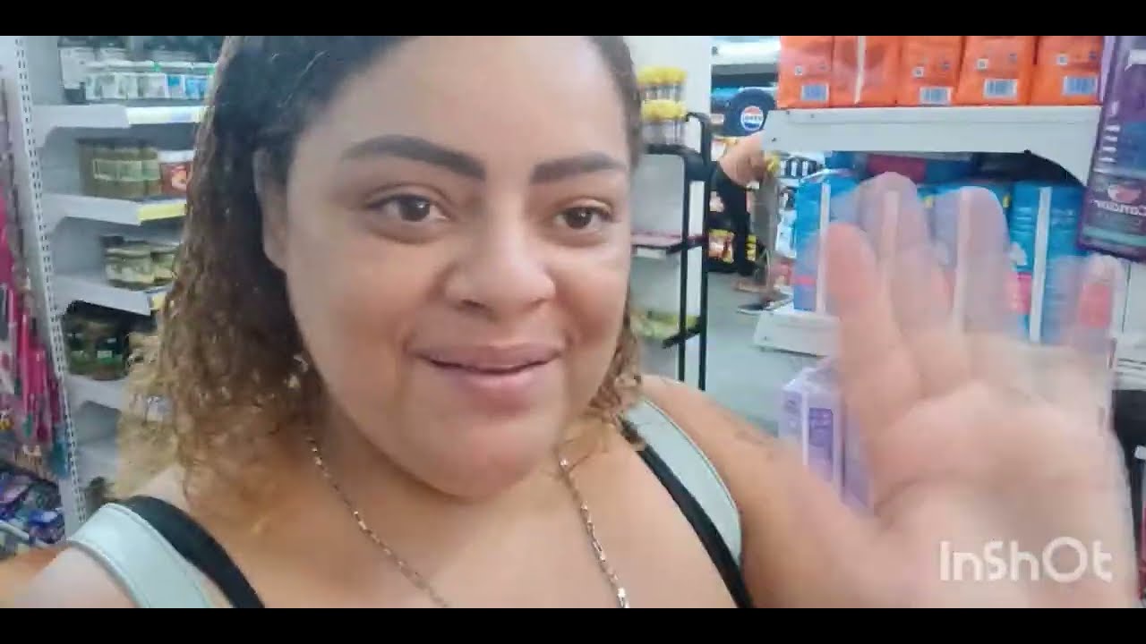 Fui ao supermercado Gomes comprar umas coisinhas e gravei lá para vcs teve risadas com meus amigos🤣