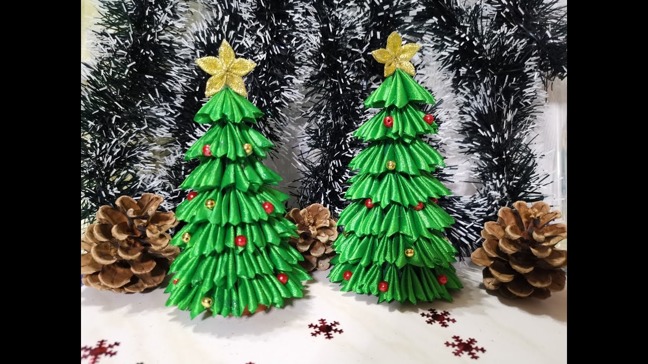 Kanzashi Christmas tree / Christmas tree made of satin ribbon / DIY Christmas decoration YouTube