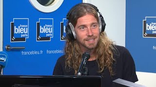 Julien Doré trouve son invité mystère grâce aux calamars