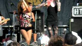 Jeffree star 'prisoner' ; warped tour toronto 2009
