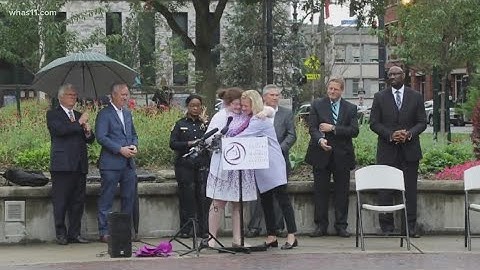 Domestic violence survivor hopes sharing her story will encourage others to seek help