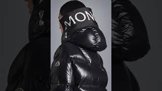MONCLER Huppe Short Down Jacket Hooded Women Shiny Glossy Black MONCLER Huppe Short Down Jacket Hooded Women Shiny Glossy Black