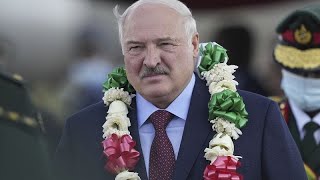 Лукашенко приехал в Зимбабве укреплять 
