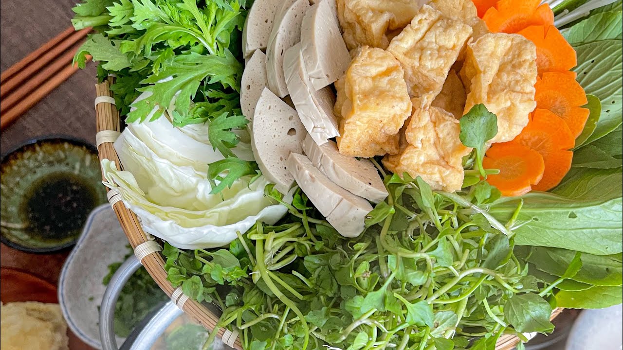 Cách nấu LẨU NẤM CHAY đơn giản dùng tại nhà - YouTube