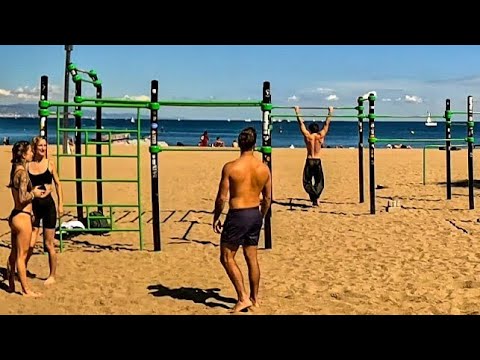 Barcelona Beach POV Walk 2025 🌴 Endless Summer in 4K