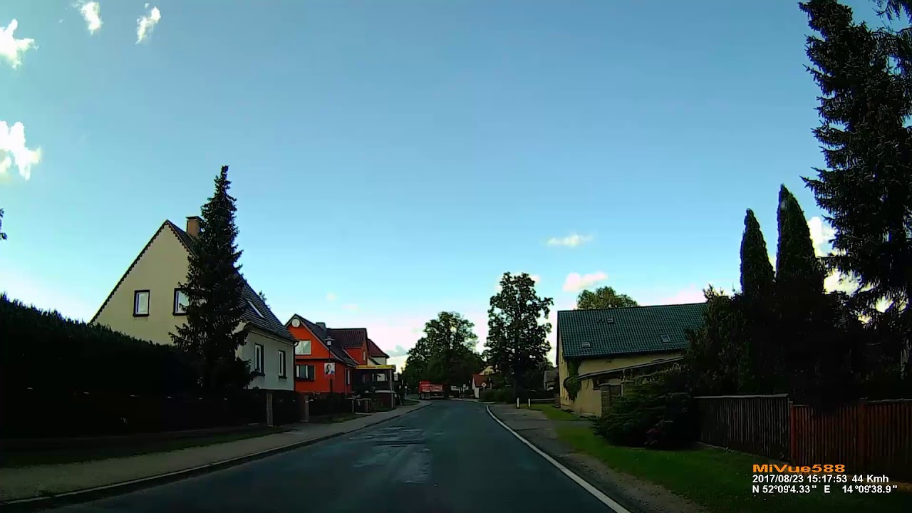 D: Gemeinde Tauche. Landkreis Oder-Spree. Ortsdurchfahrt. August 2017