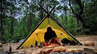 Solo Wilderness Adventure, Rainy Night and Bushcraft Tarp Shelter in Australia