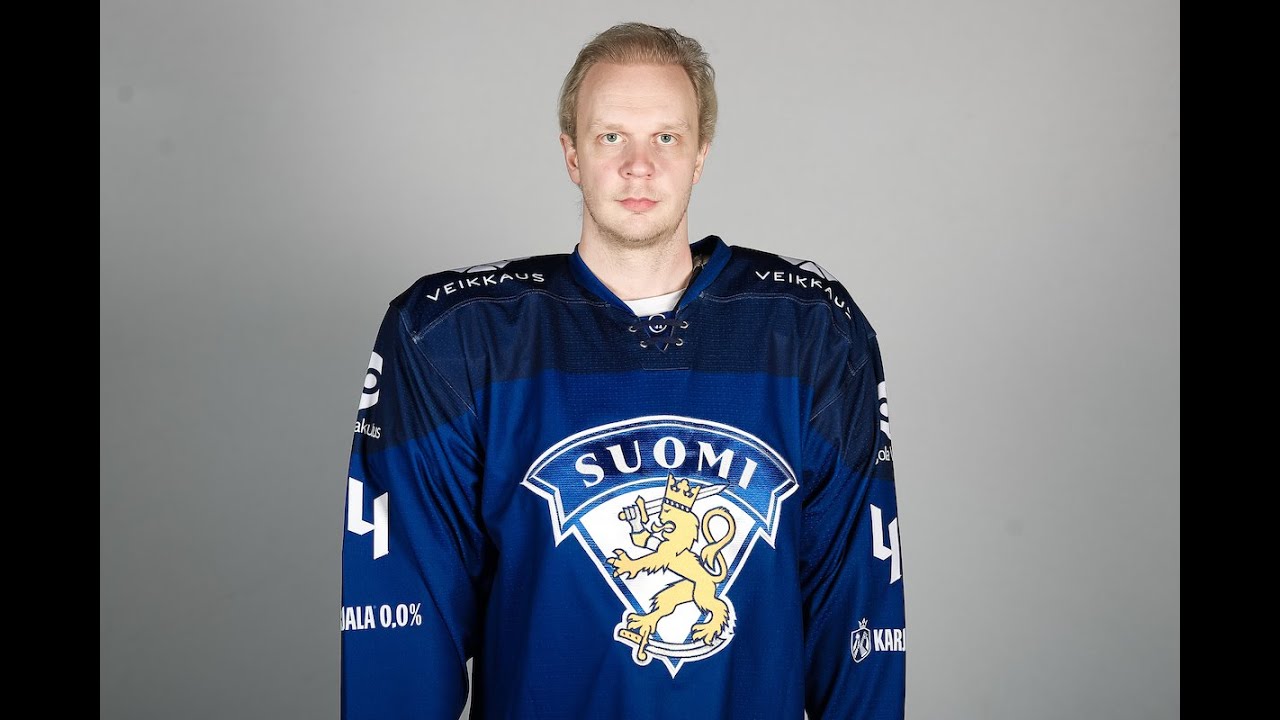 Hyökkääjä Juuso Puustinen Ruotsin EHT-turnauksesta: ”Halusin ehdottomasti mukaan tähän turnaukseen”