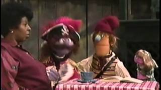 Sesame St - Prairie Dawn And The Pirates Part 1